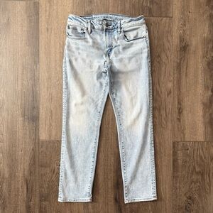 American Eagle Airflex Slim Straight men’s jeans